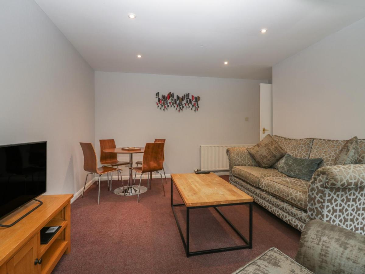 6 * Keswick (Cumbria)